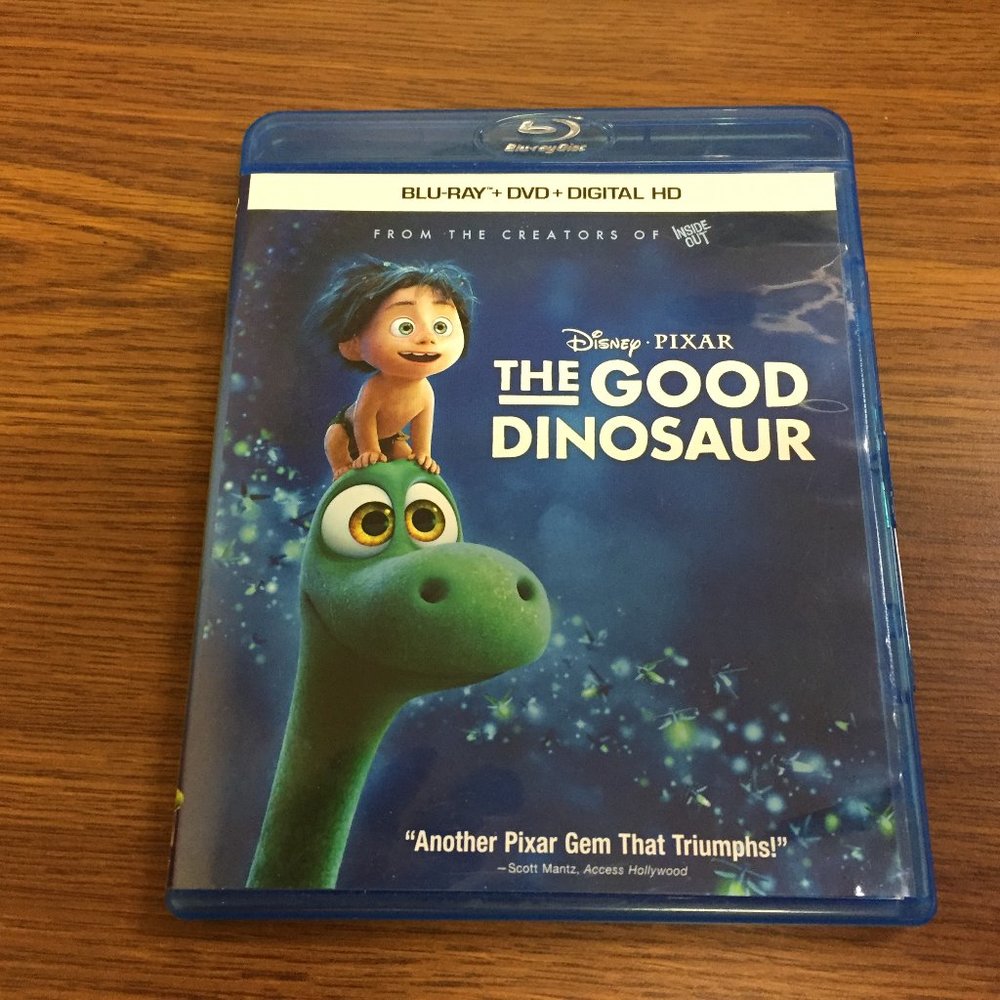 The Good Dinosaur Blu ray + DVD